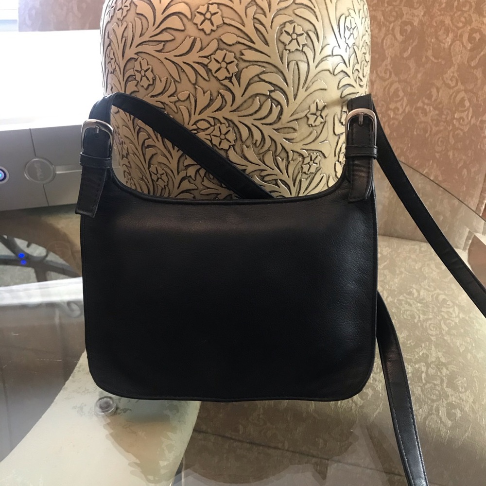 Valerie Stevens Small Crossbody. Good Condition.